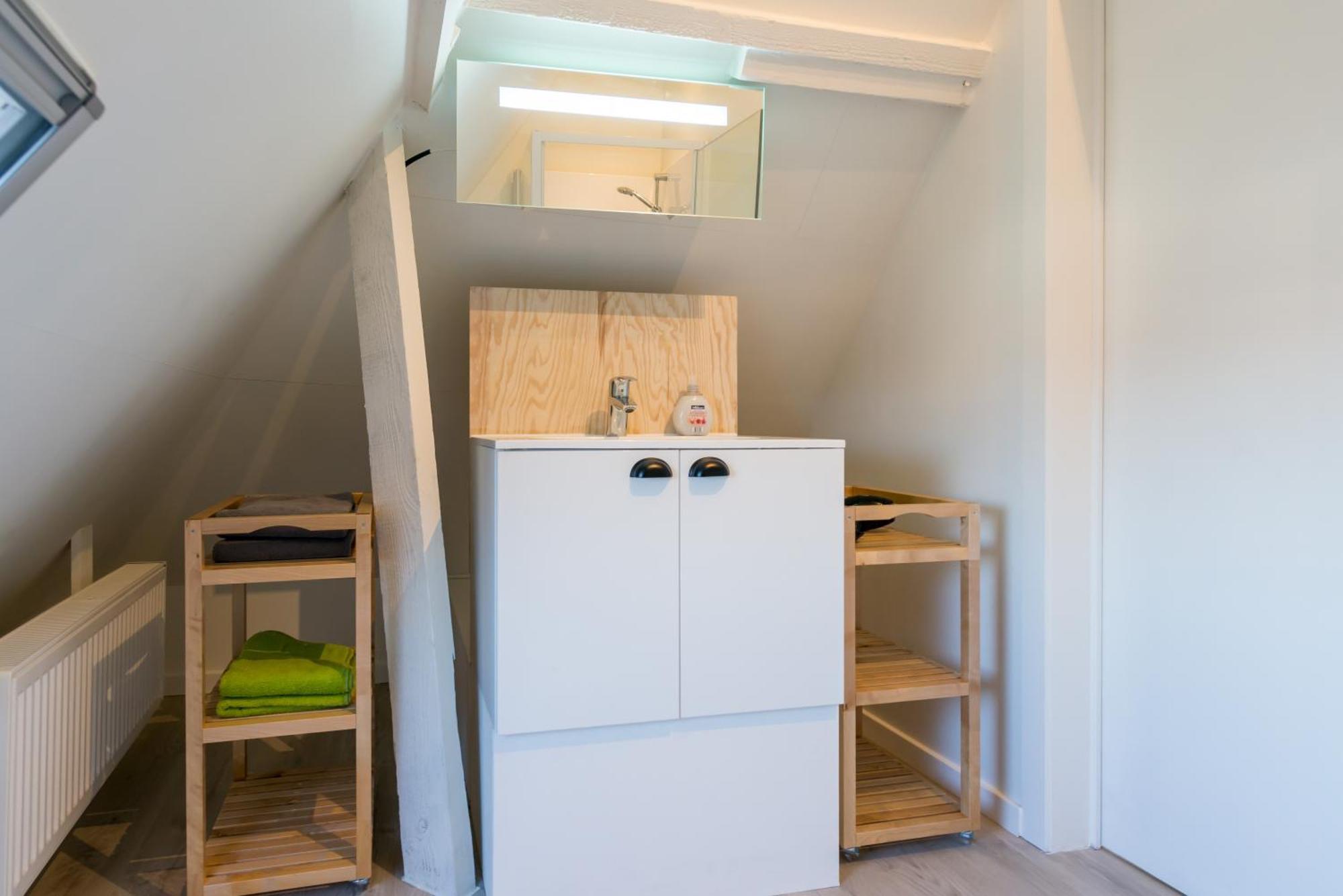 Homestay Well Thirteen By Romy&Travis